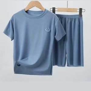 Blue set